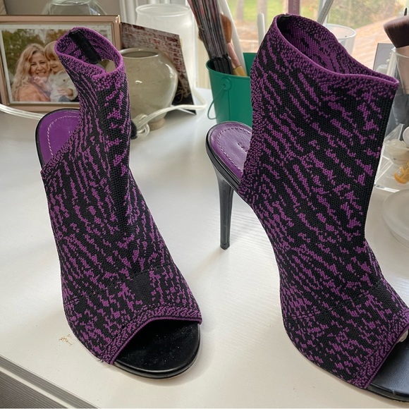 Zara 👠 - Picture 2 of 4